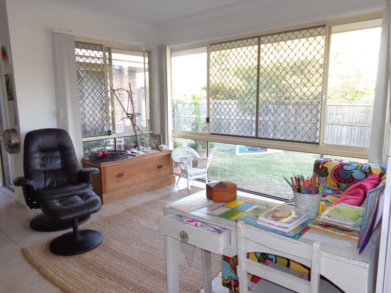 3 Salubris Place, MOGGILL, QLD 4070