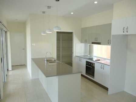 27 Almaden Lane, MAROOCHYDORE, QLD 4558