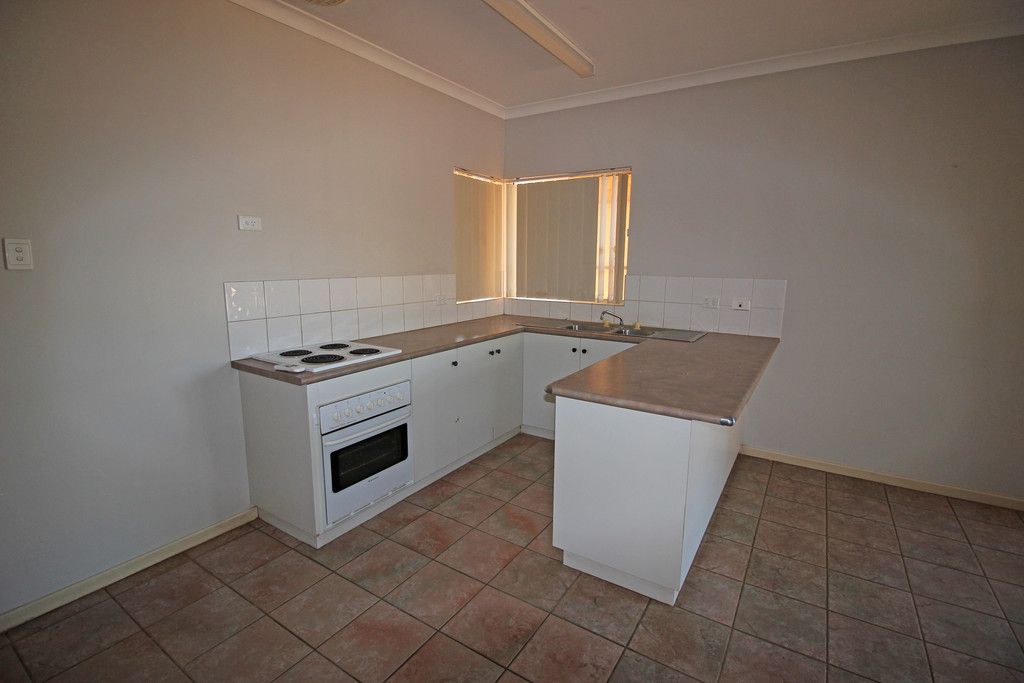 2/13 Rutherford Road, South Hedland, WA 6722