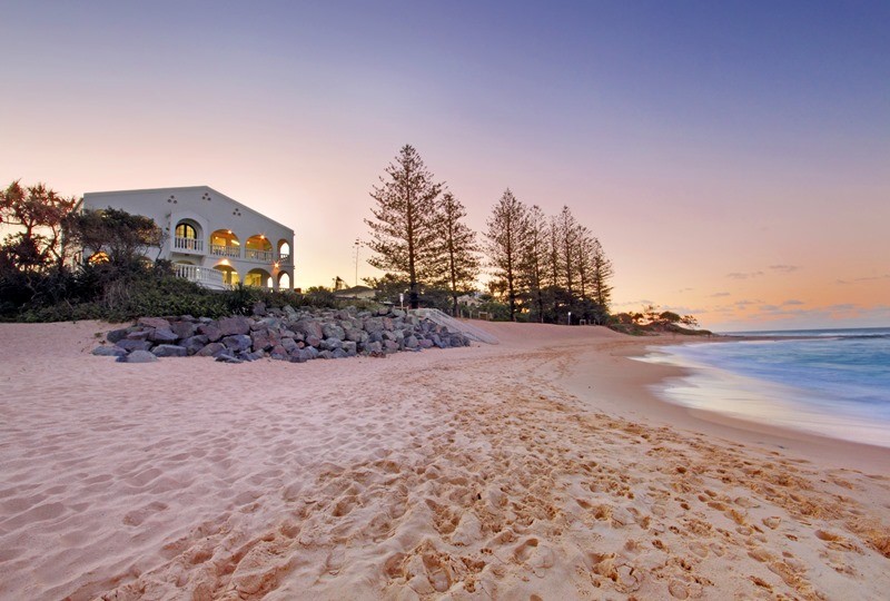 2 Cooroora Street, Dicky Beach, QLD 4551