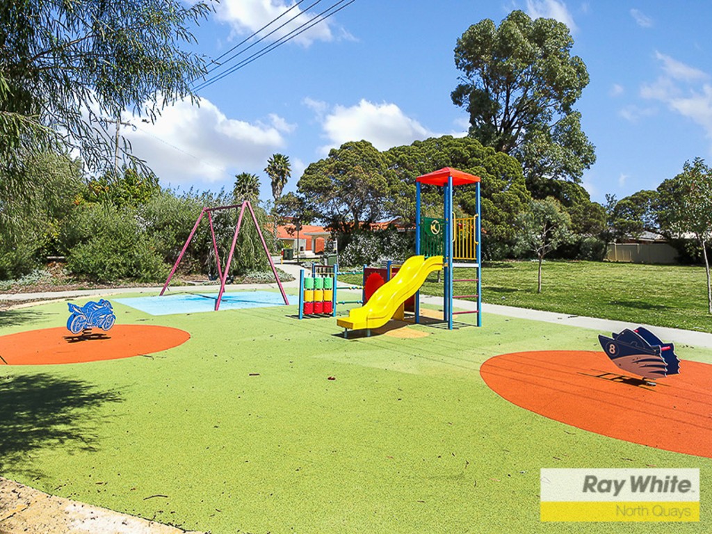 8 Todea Court, Duncraig, WA 6023