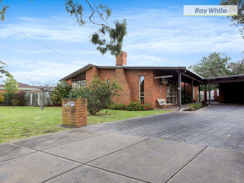 16 Harverson Drive, Rosebud, VIC 3939