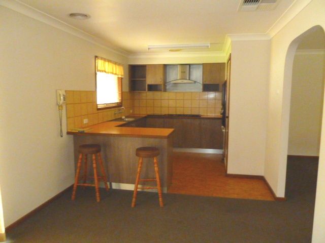 2 Gunyah Place, Wagga Wagga, NSW 2650