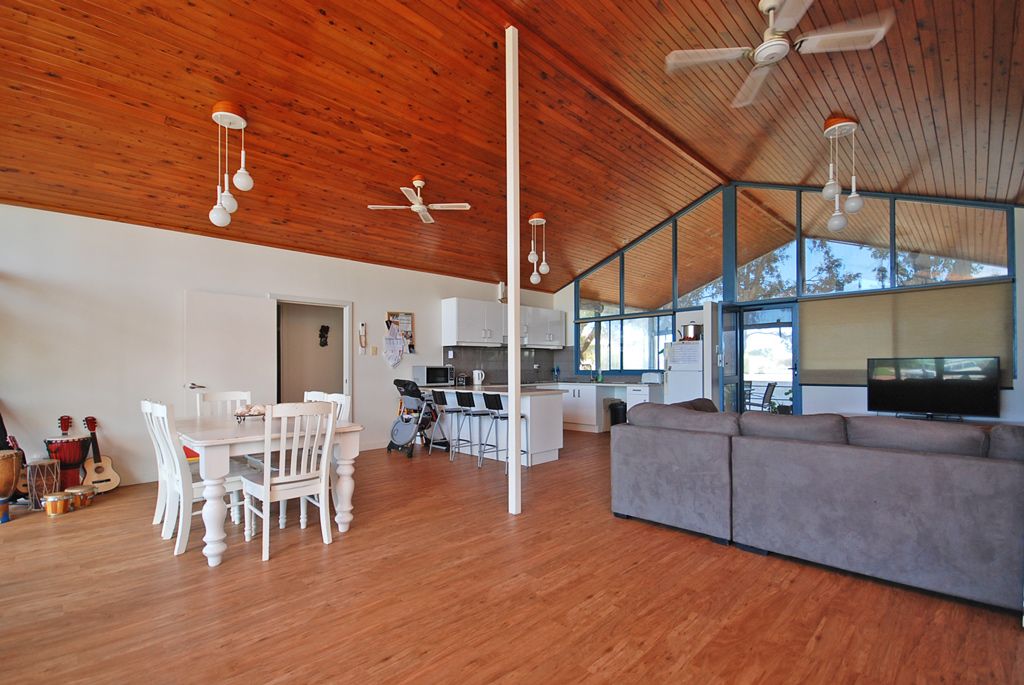 10 Cormorant Court, Jurien Bay, WA 6516