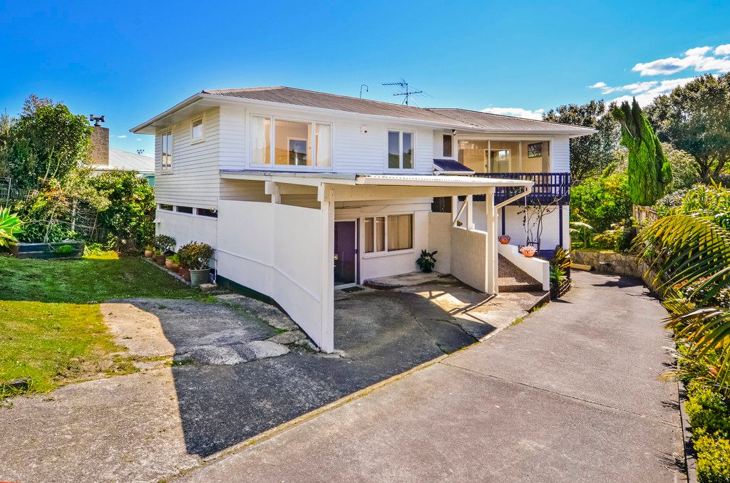 5 Waverley Avenue, Glenfield, North Shore City