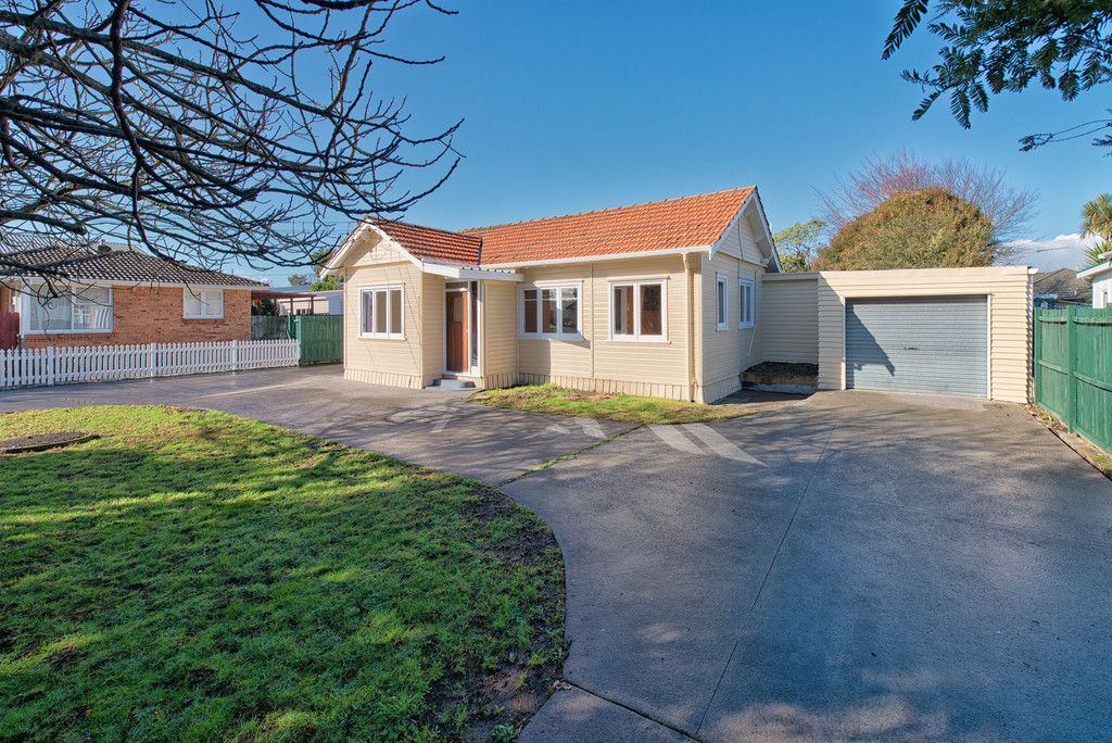 25 Manuroa Road, Takanini, Papakura