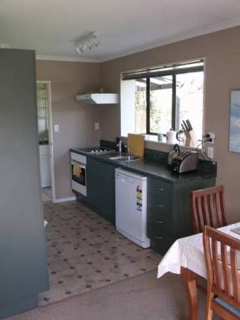 53a Leaver Terrace, North Brighton, Canterbury