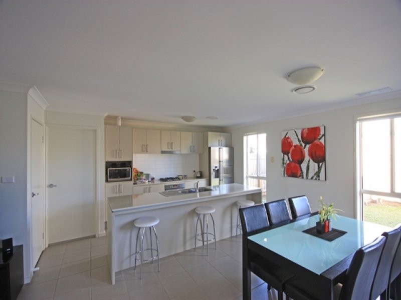 353 Liz Kernohan Drive, Elderslie, NSW 2570