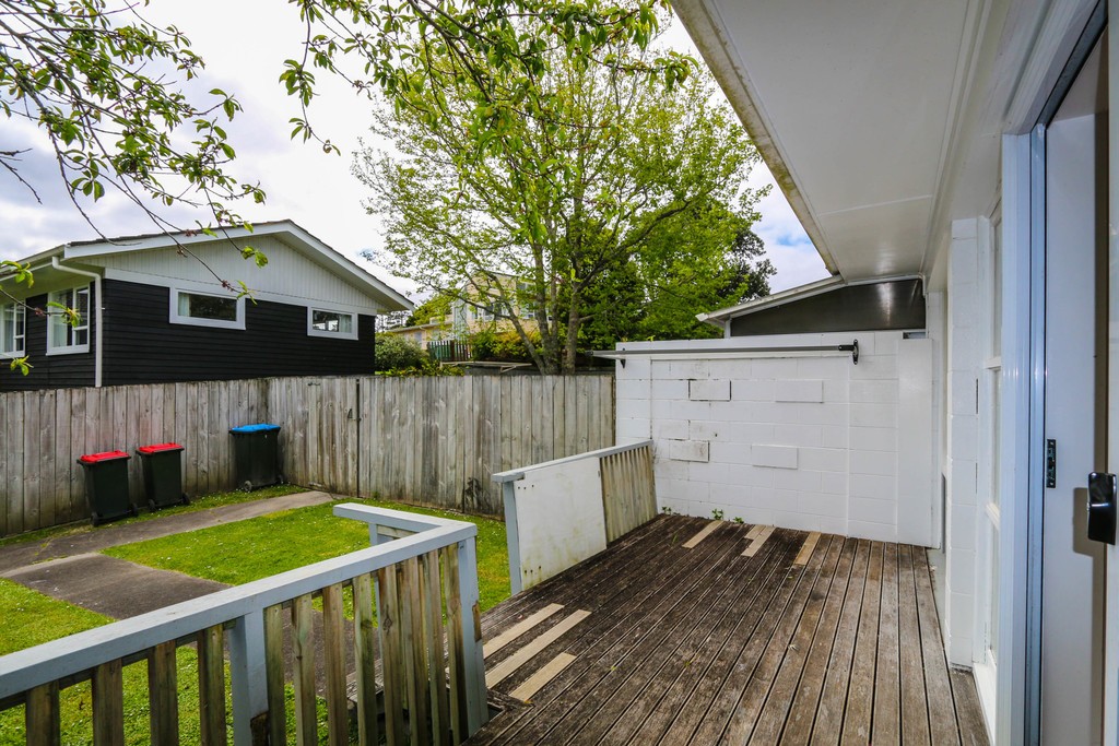 1/14 Commodore Drive, Lynfield, Auckland City