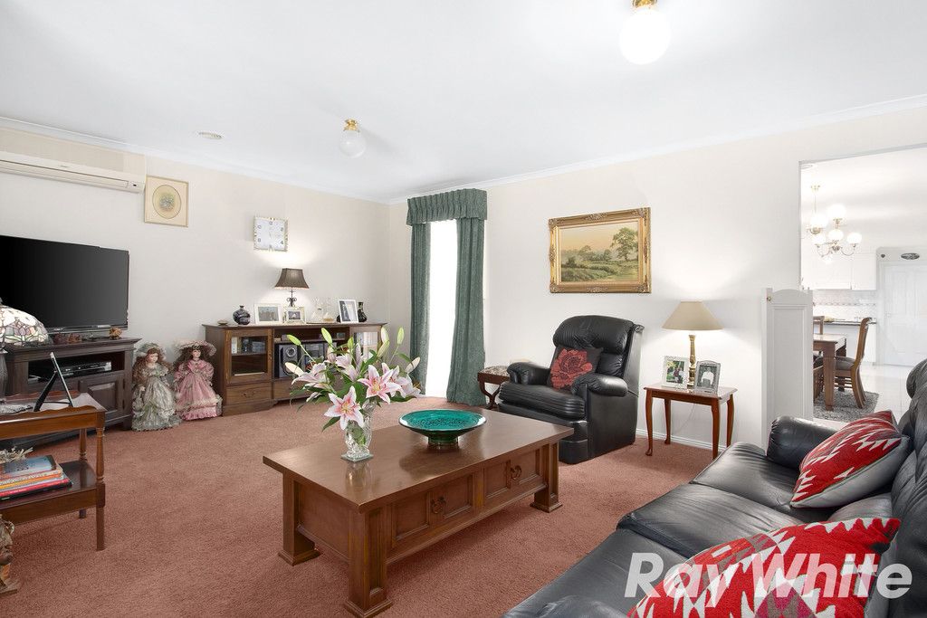 4 Grice Quadrant, Pakenham, VIC 3810