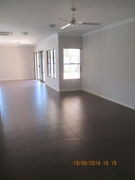 34 Ridge Elbow, NICKOL, WA 6714