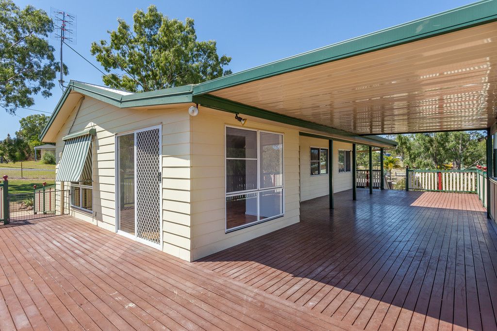 8 Walter Court, Glenore Grove QLD 4342