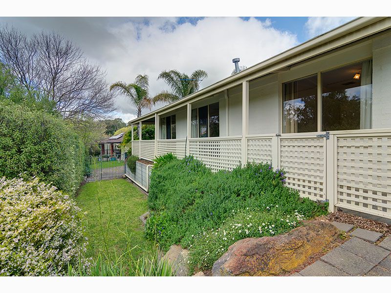 11 Glen Eyre Court, Aberfoyle Park, SA 5159