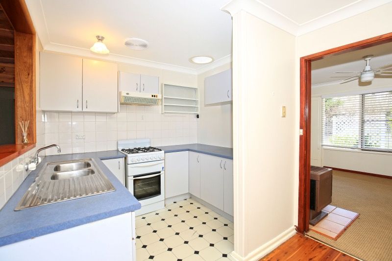 8 Miller Avenue, Nowra, NSW 2541