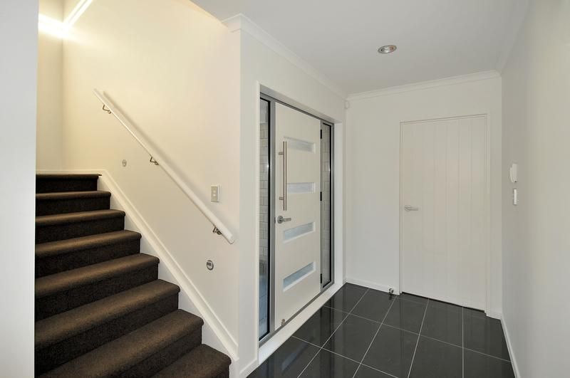 112 Tamahere Drive, Glenfield, North Shore City