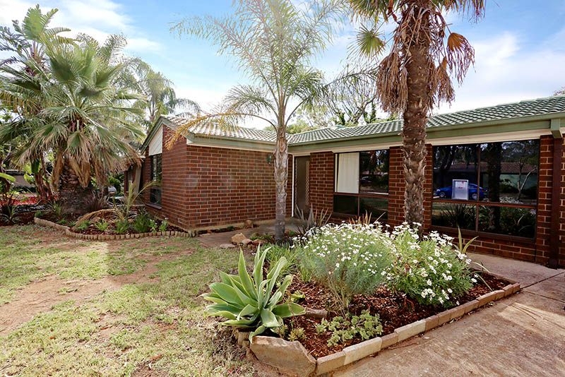 6 Saywell Crescent, Salisbury North, SA 5108