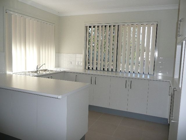 28 Baphal Crescent, Narangba, QLD 4504