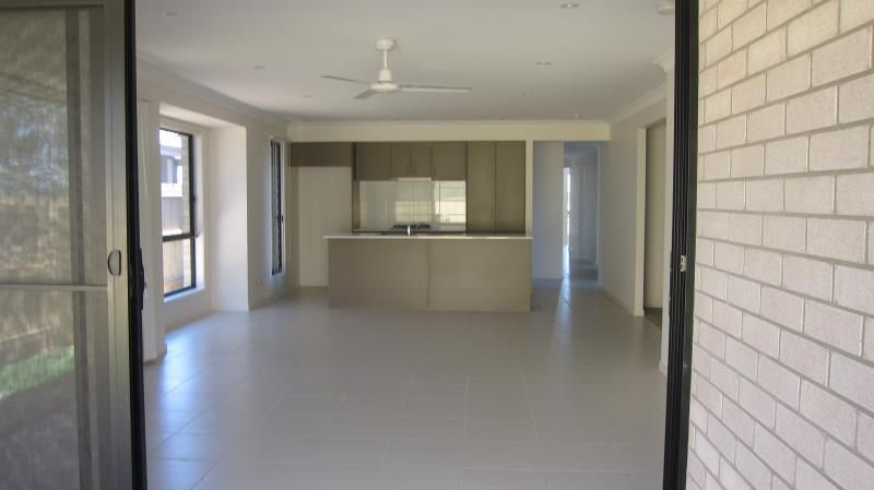 2 George Rant Court, Goodna, QLD 4300