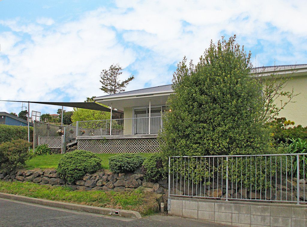 6 Ribbonwood Lane, Duvauchelle, Canterbury