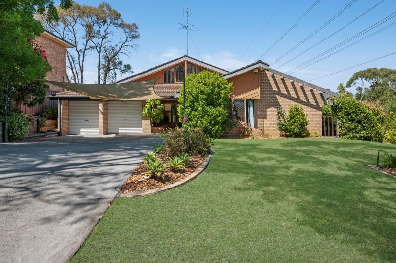 4 Rebecca Place