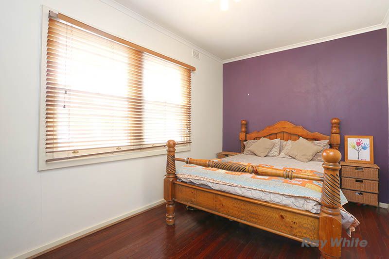 8 Smelts Road, Burra, SA 5417