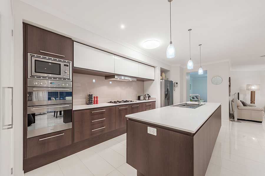 6 Arapiles Avenue, Craigieburn, VIC 3064