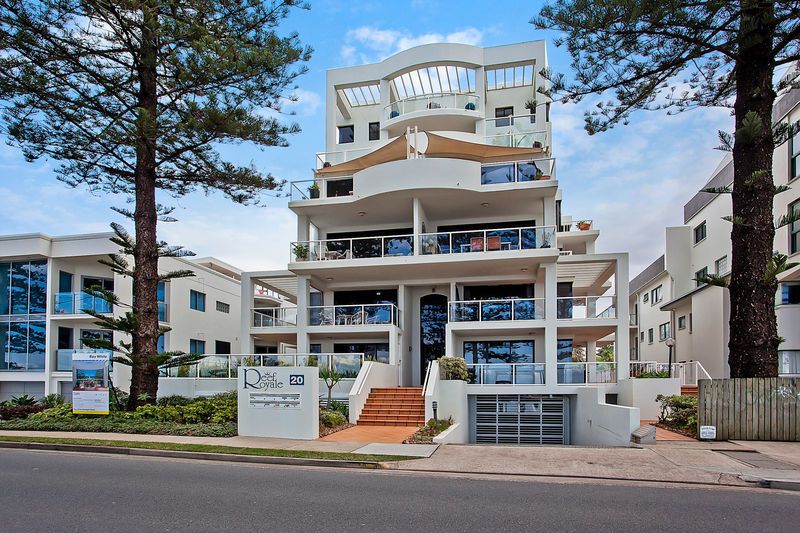 20 Marine Parade, Miami QLD 4220