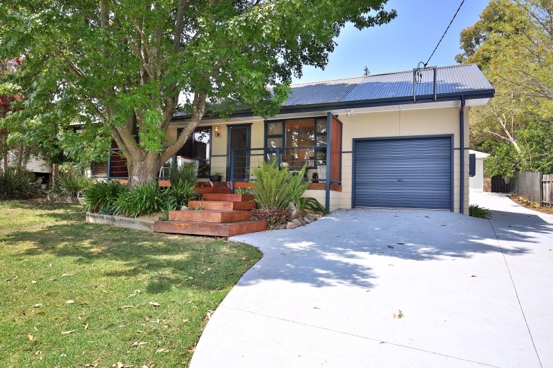 12 Hale Avenue, Nowra NSW 2541