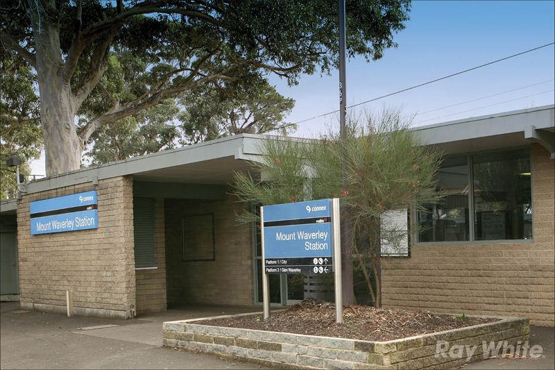 Get Mount Waverley Train Station Pictures