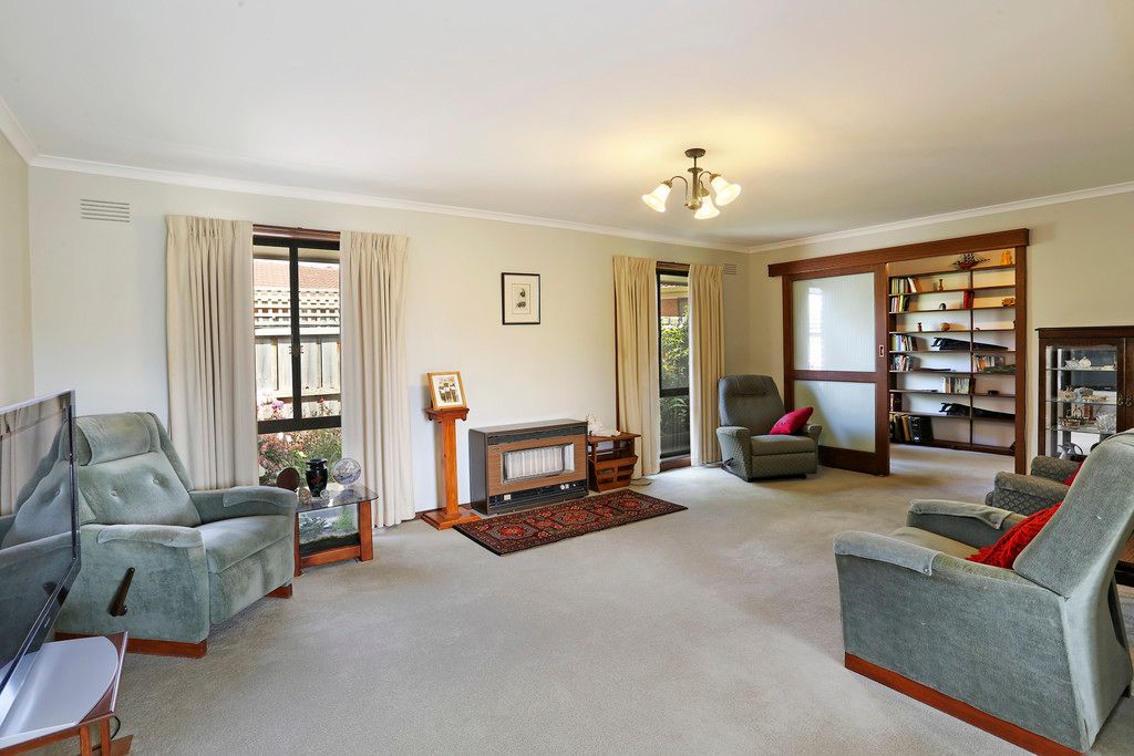 7 Pinoak Court, Highton, VIC 3216