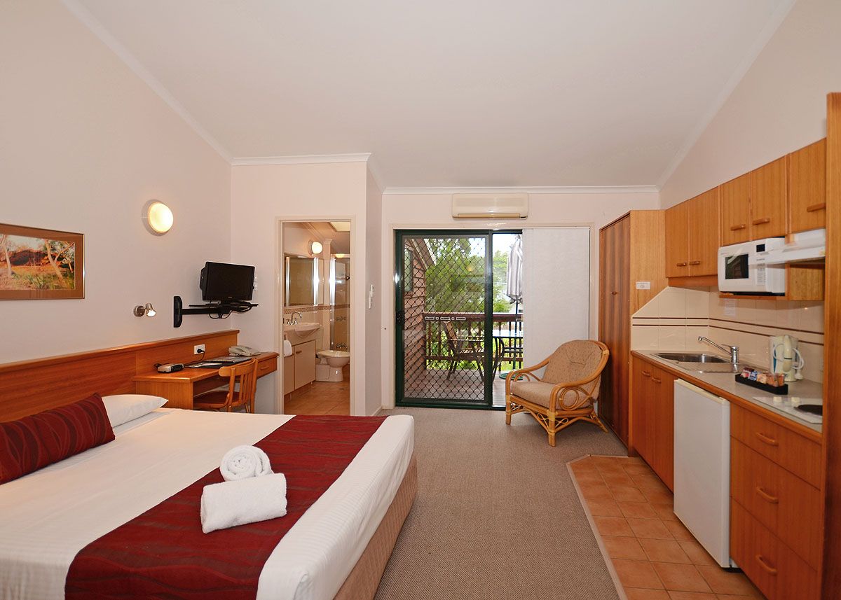 11/651 Charlton Esplanade, Urangan, QLD 4655