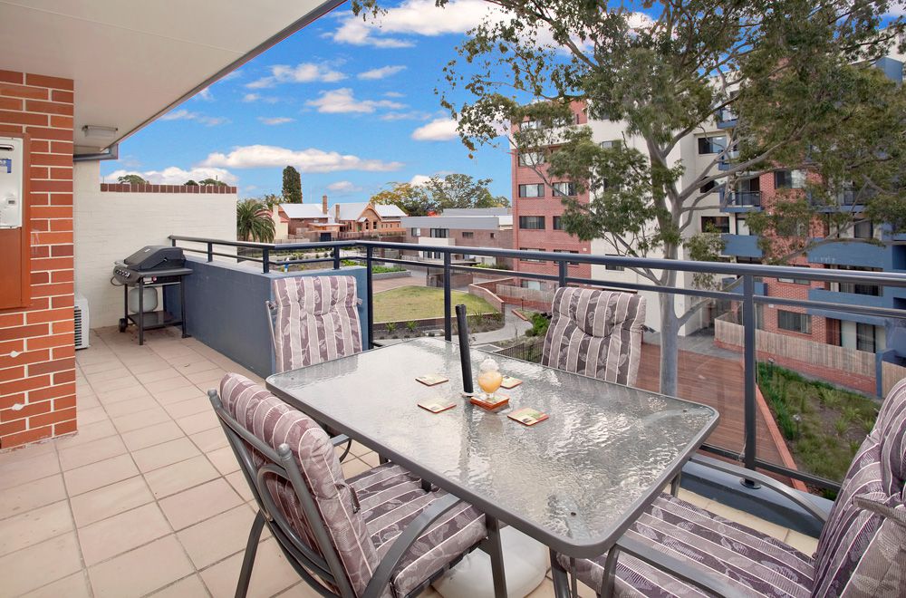 106/1 Russell Street, Baulkham Hills, NSW 2153