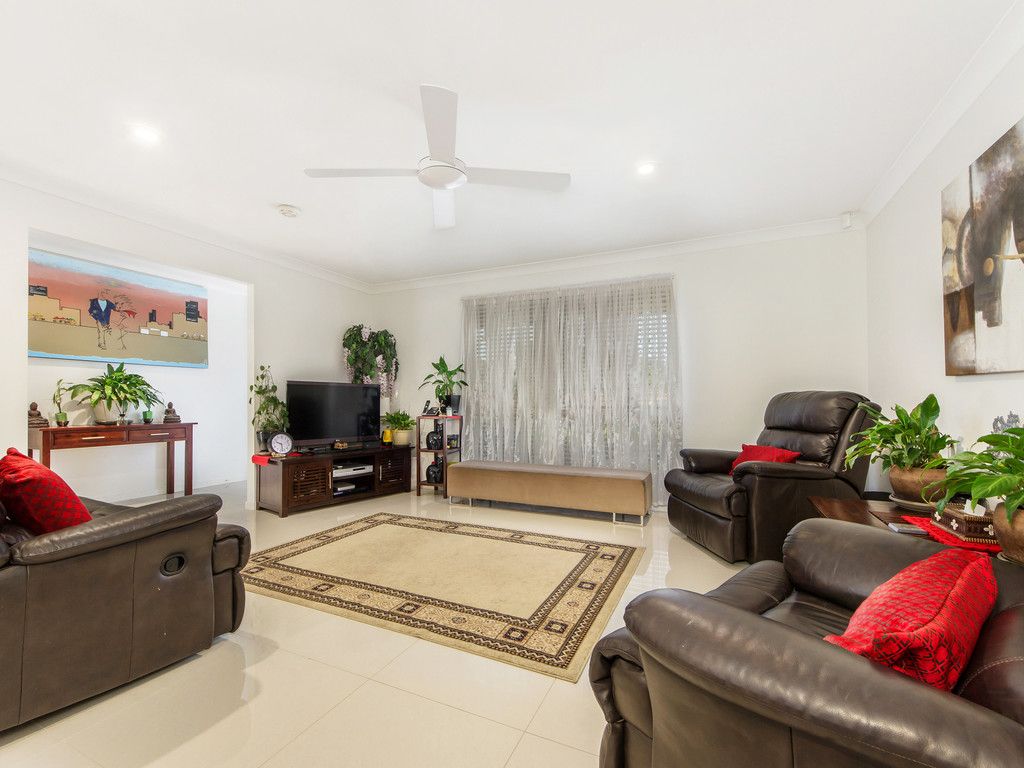 2 Fuji Close, Southport, QLD 4215