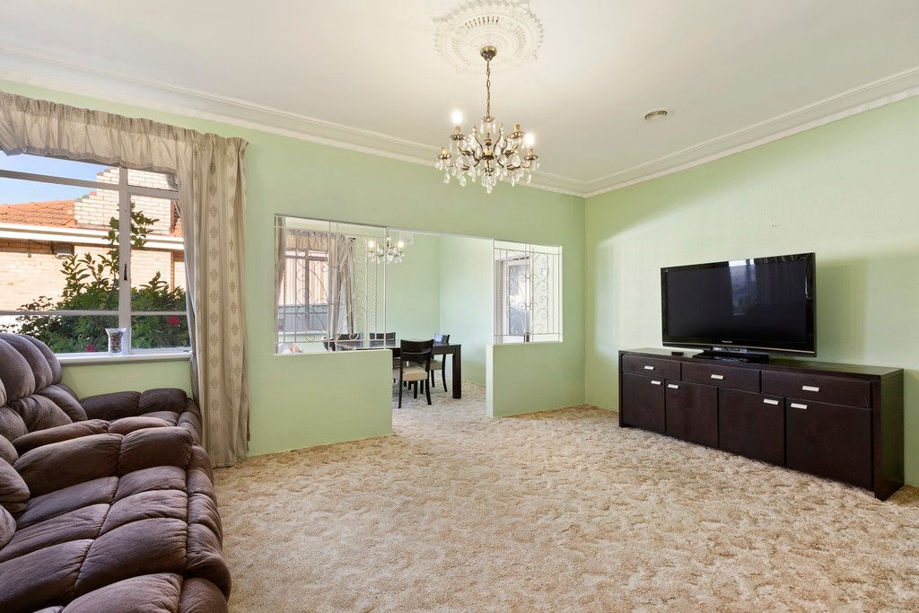 72 Railway Parade, Chadstone, VIC 3148