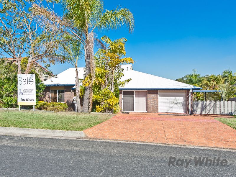 33 Daniel Drive, Albany Creek, QLD 4035