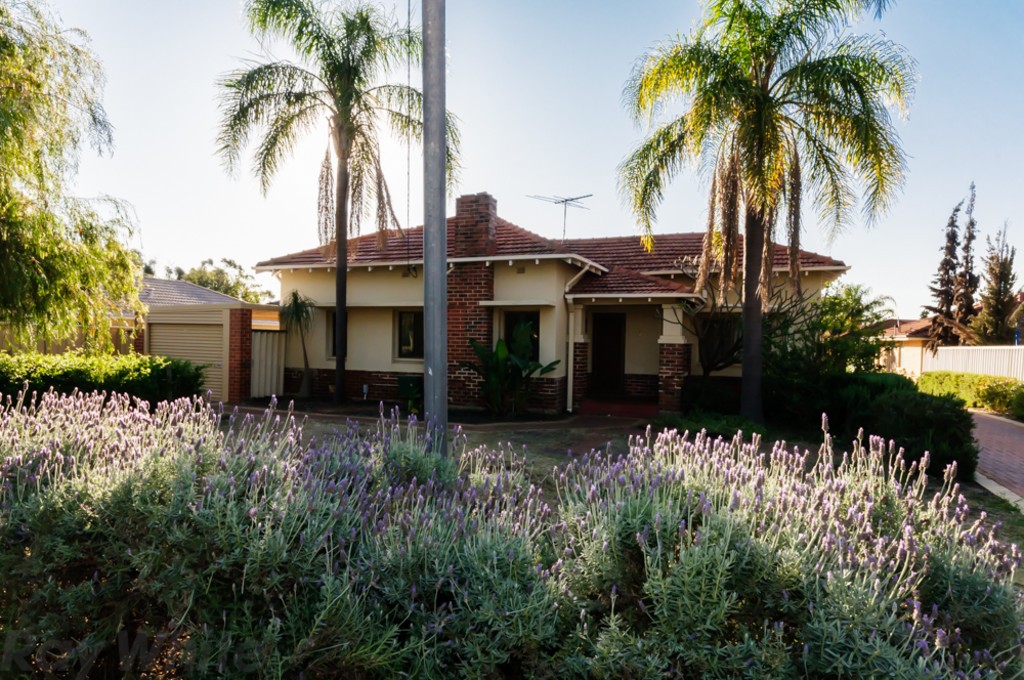 1/270 George Street, Queens Park, WA 6107