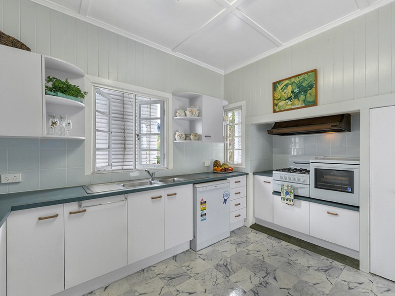 46 Crawford Avenue, Stafford, QLD 4053