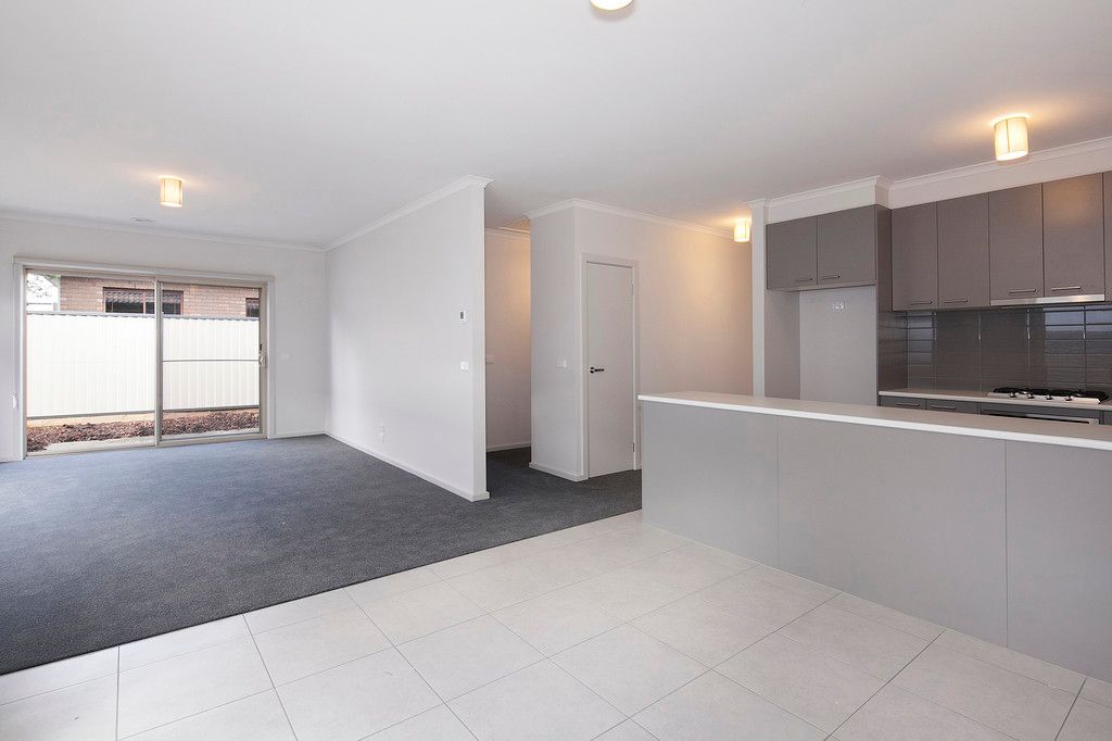 3/332a Albert Street, Sebastopol, VIC 3356