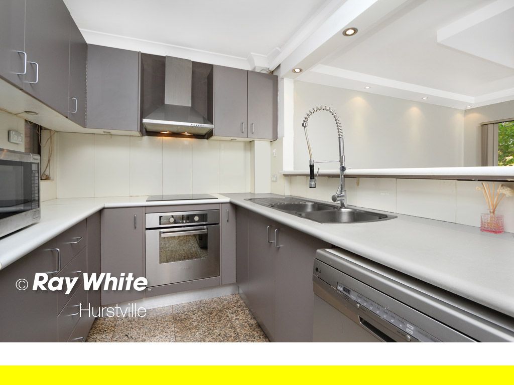 2/1 Carlton Parade, Carlton, NSW 2218