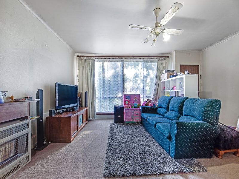 11 Melva Court, FRANKSTON, VIC 3199
