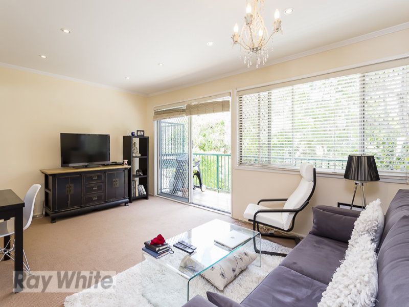 371 Cornwall Street, GREENSLOPES QLD 4120