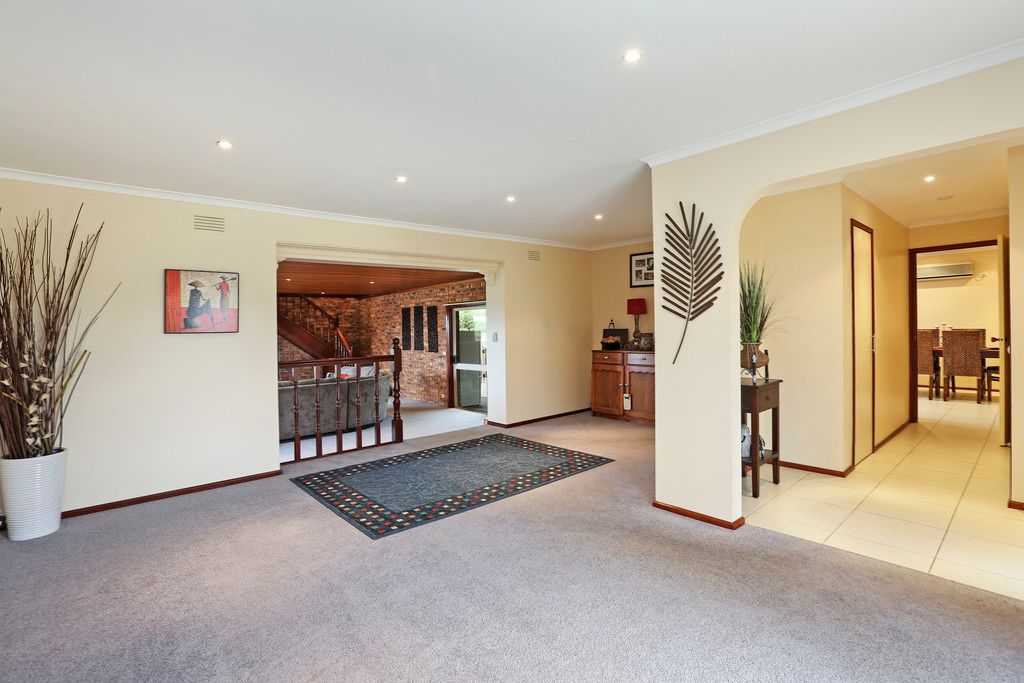 6 Nambrok Court, Grovedale, VIC 3216