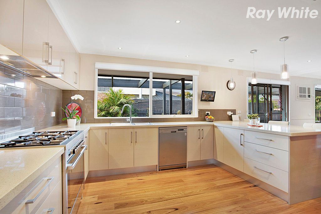 27 Riddell Road, Wantirna South, VIC 3152