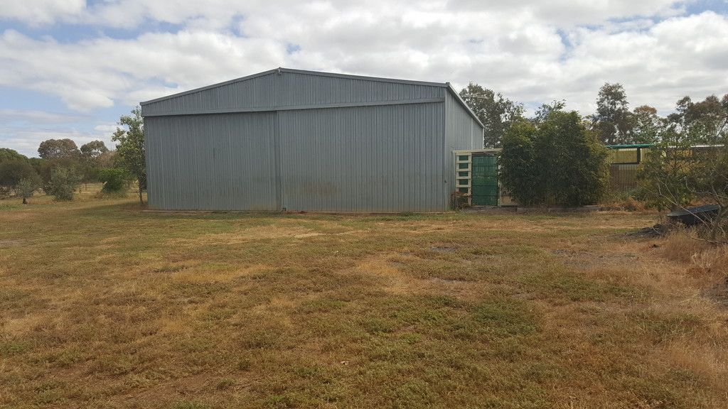 85 Shaws Road, Little River, VIC 3211