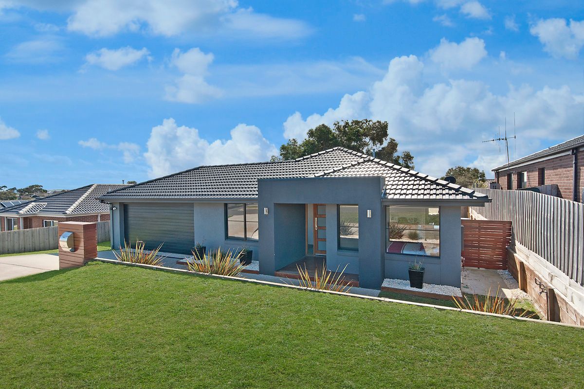 21 McPherson Crescent, WARRNAMBOOL, VIC 3280