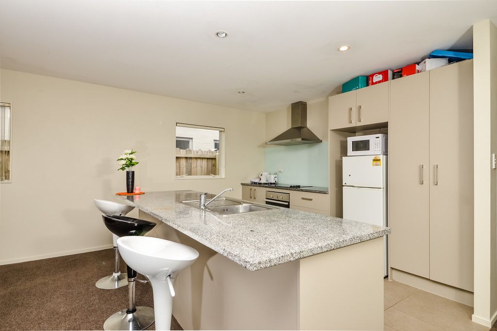 112 Popokatea Drive, Takanini, Papakura
