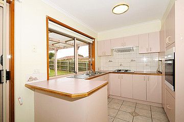 176 Hall Road, Carrum Downs, VIC 3201