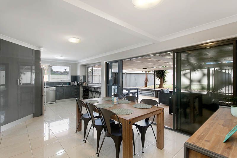 19 Birra Drive, Oak Flats, NSW 2529