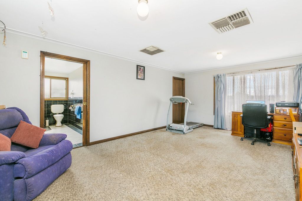 8 Taynton Terrace, Morphett Vale, SA 5162