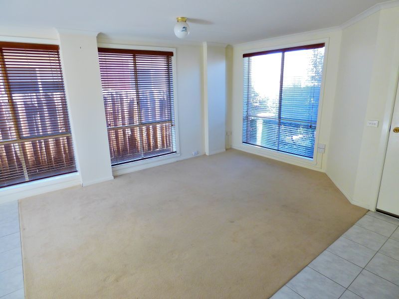 10 Elinda Place, Reservoir, VIC 3073